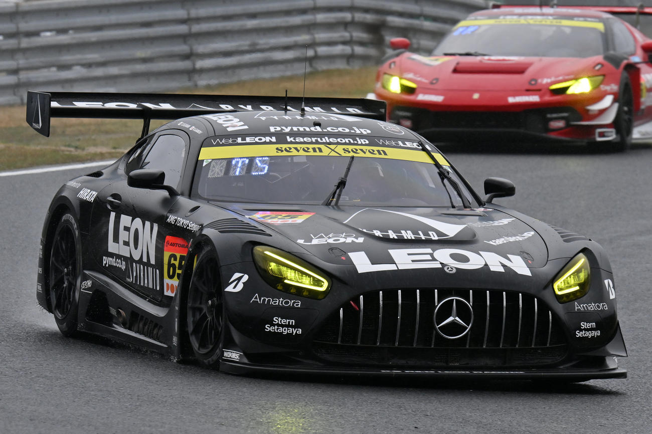 GT300クラスを制したLEON PYRAMID AMGのマシン