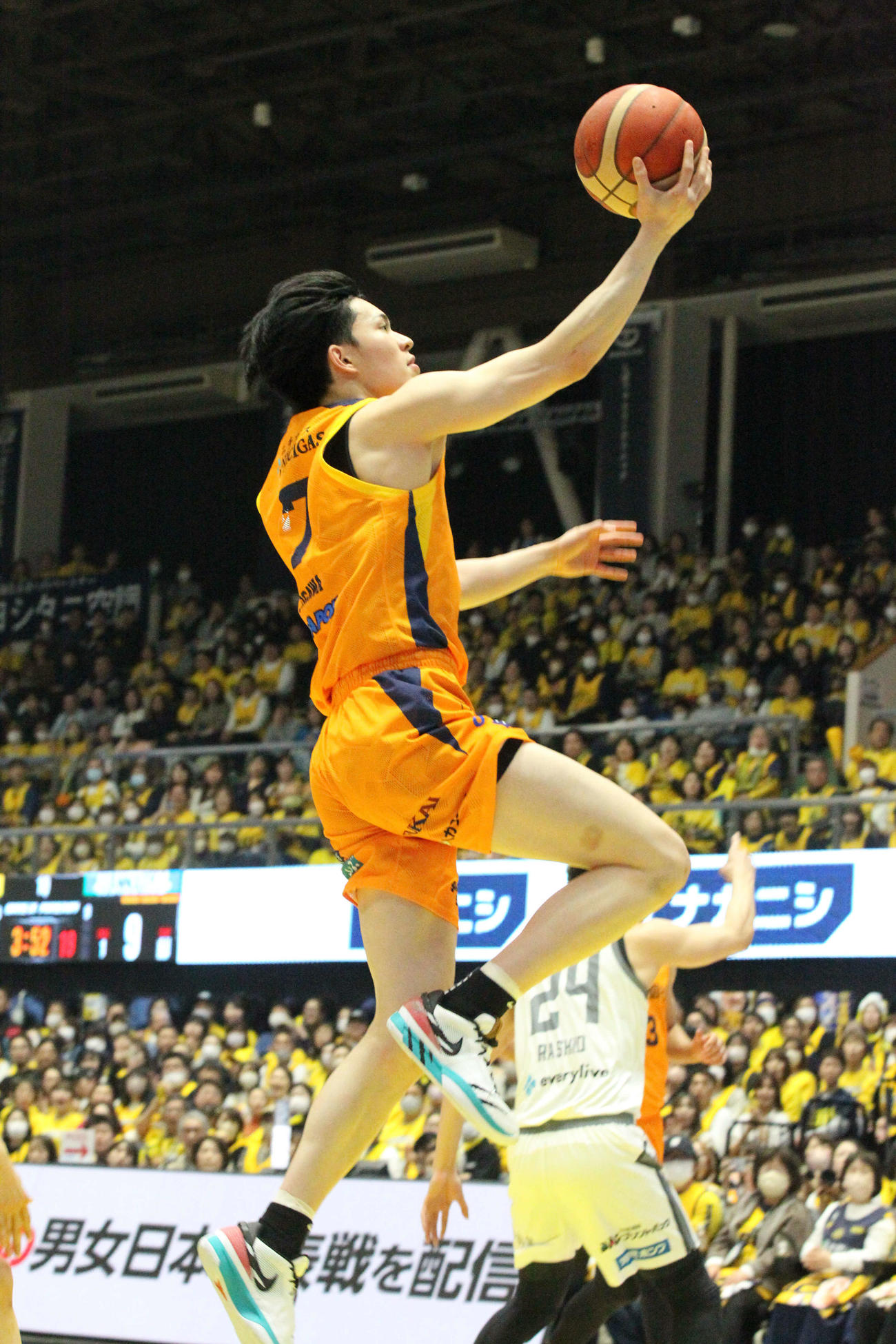 宇都宮対京都　2年連続4度目の東地区優勝を果たした宇都宮。プロ1年目・22歳の小川敦也は12得点の活躍を見せた（撮影・沢田啓太郎）