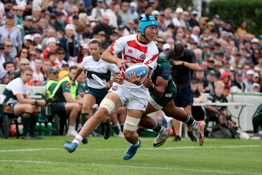 ランドウィック戦で攻め込むU23日本代表（C）JRFU