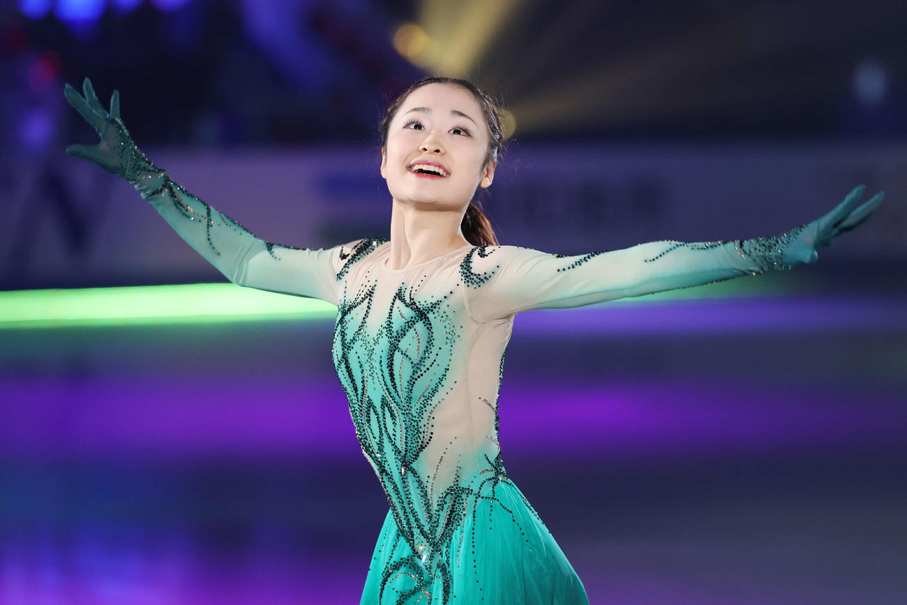 エキシビション　華麗な演技を披露する島田（撮影・宮地輝）