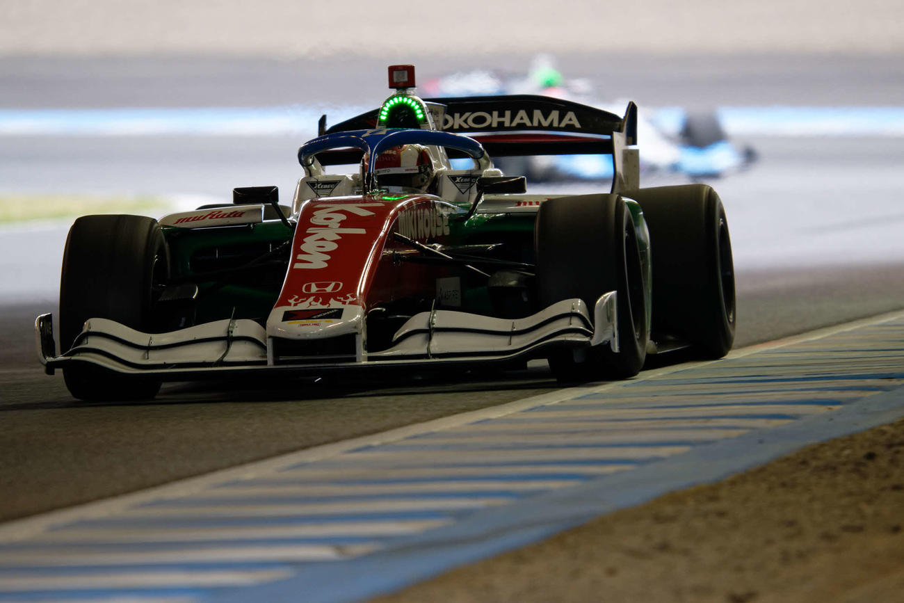 スーパーフォーミュラ第4戦決勝で、21番手スタートから17位フィニッシュしたHAZAMA ANDO Triple Tree RacingのJuju（JRP提供）
