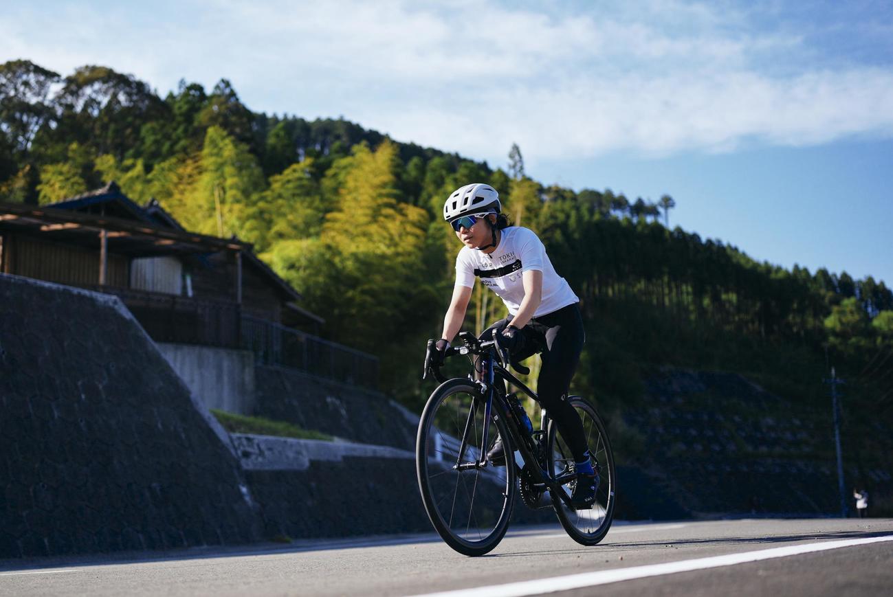 自転車トレーニングをする高木美帆（C）teamGOLD／矢口亨