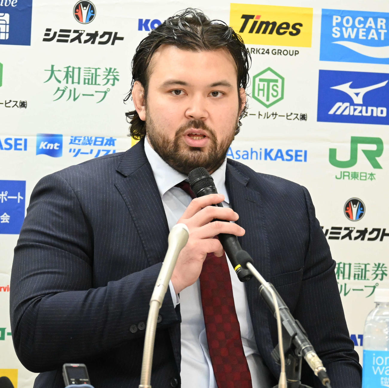柔道全日本選手権への意気込みを語るウルフ（撮影・飯岡大暉）