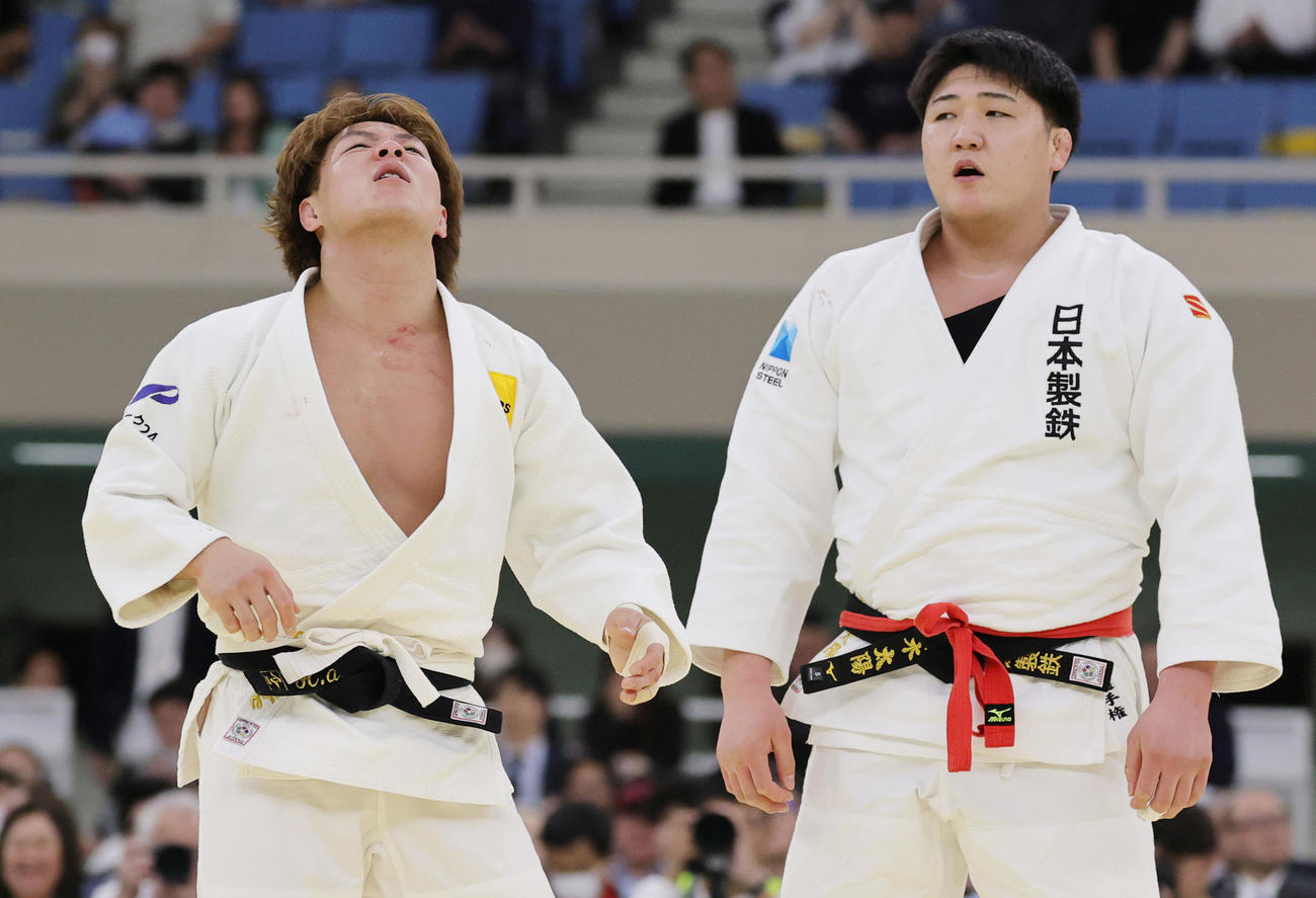 2回戦で鈴木（右）に大内返しで敗れた阿部（撮影・野上伸悟）