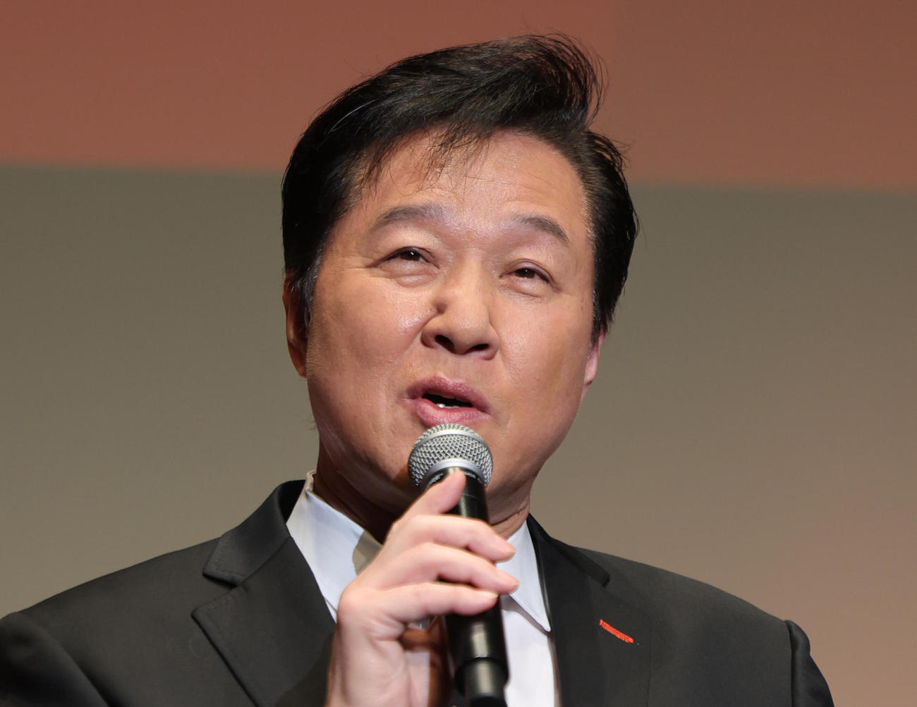 川合俊一会長（2024年撮影）