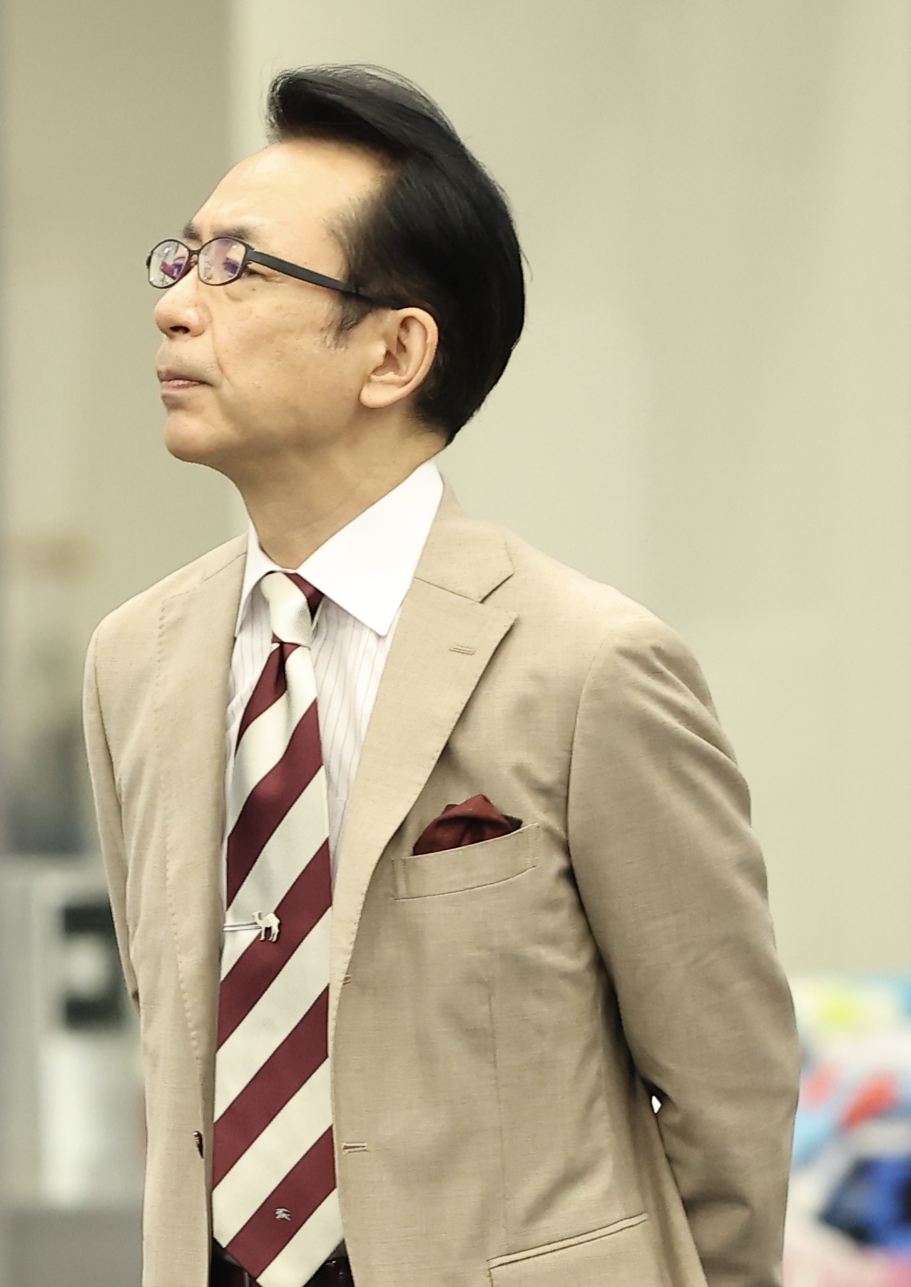 練習を見守る福澤朗アナ（撮影・河田真司）
