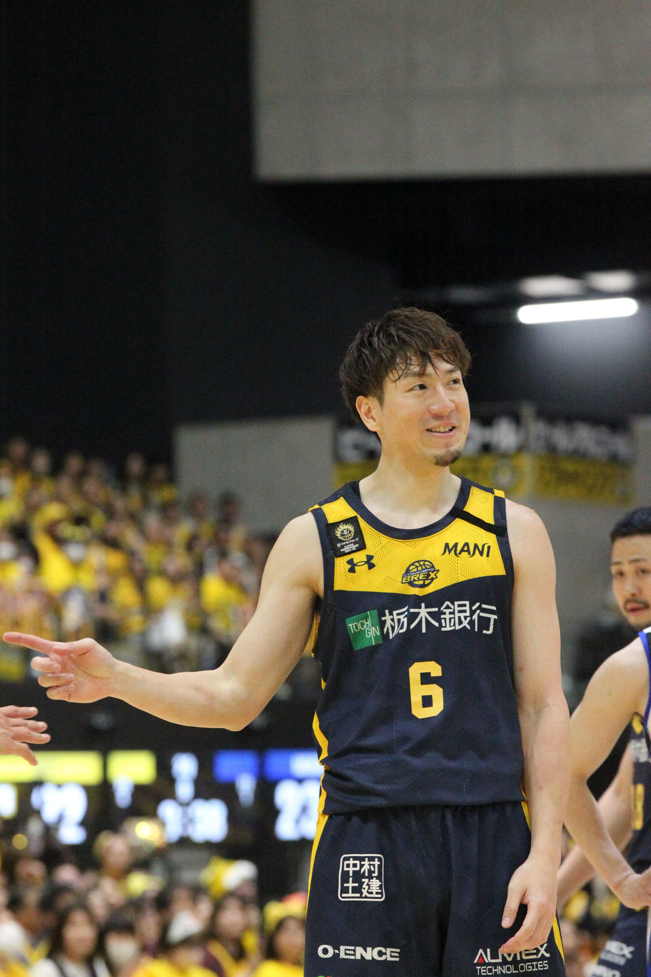 宇都宮対三河　この日チーム最多の18得点をマークした宇都宮の比江島慎はご機嫌な表情（撮影・沢田啓太郎