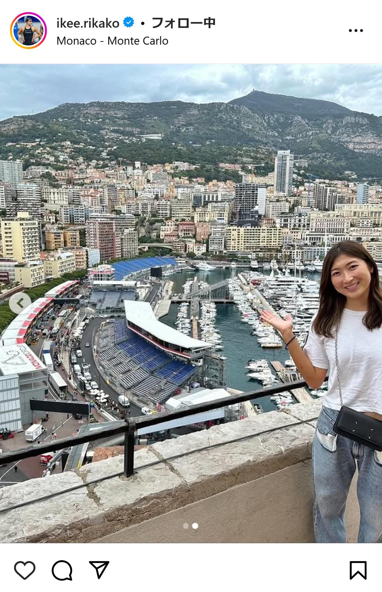 白Ｔシャツにデニム姿の池江璃花子（池江璃花子のインスタグラムから）