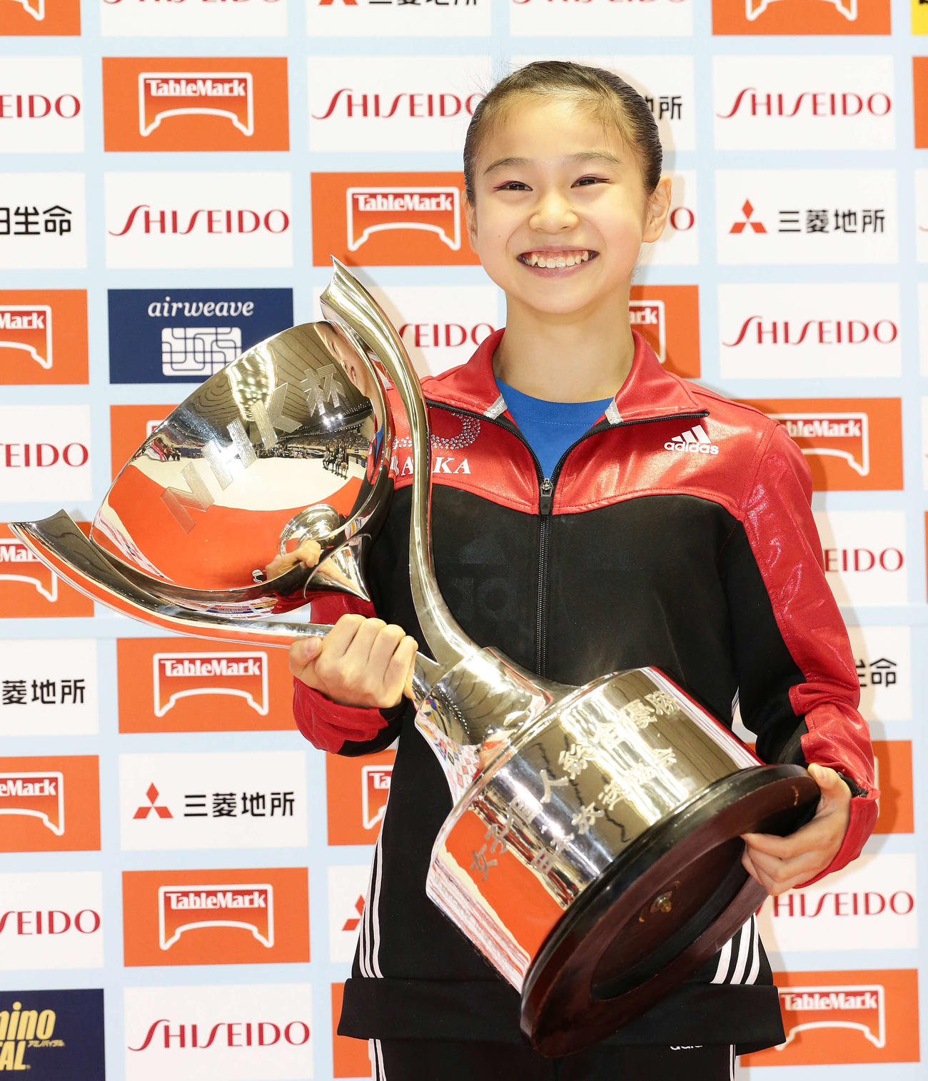 15年5月、NHK杯体操で女子初優勝の杉原