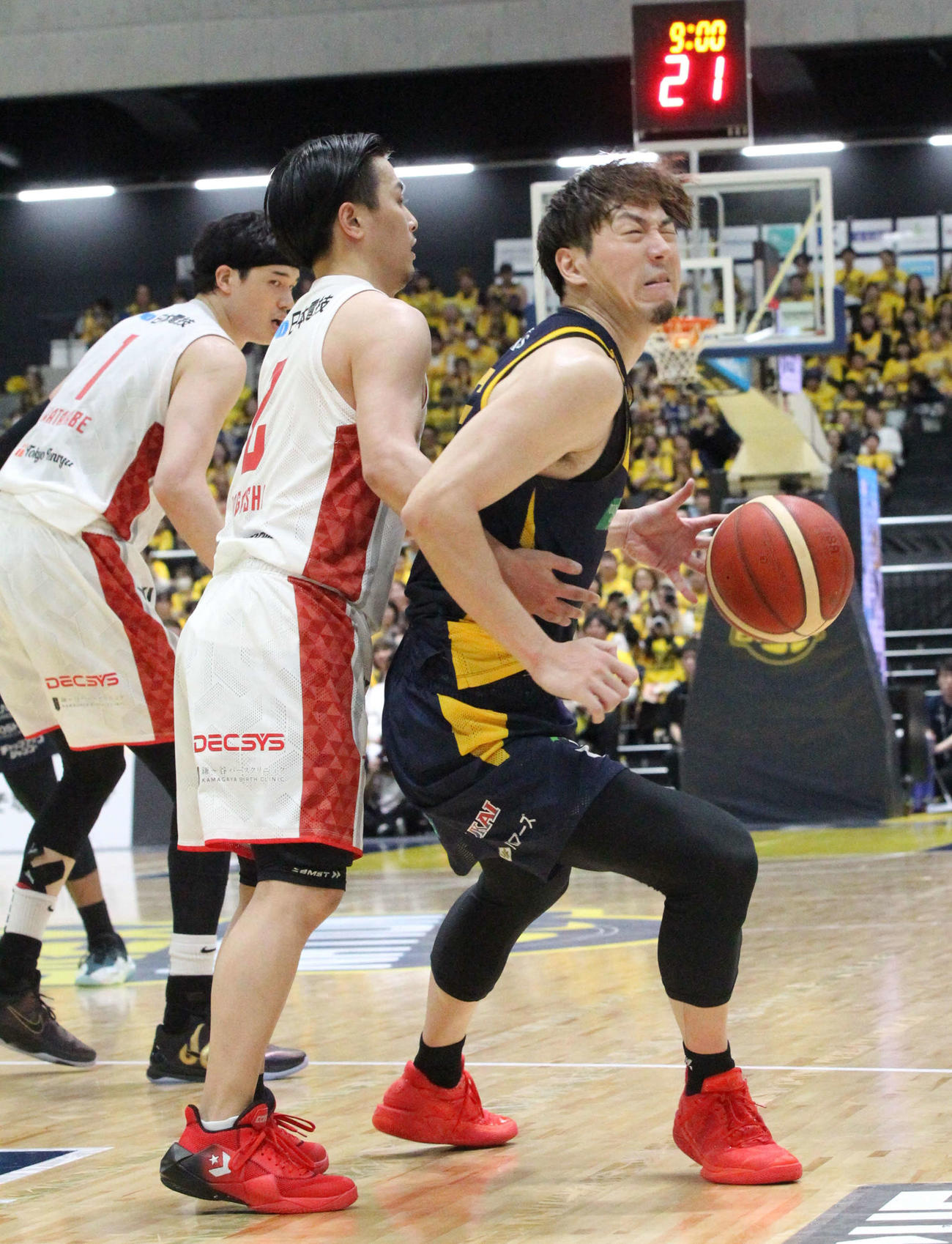 宇都宮対千葉J　日本代表で一緒だった千葉Jの富樫勇樹、渡邊雄太らしのぎを削り合った宇都宮比江島慎（撮影・沢田啓太郎）
