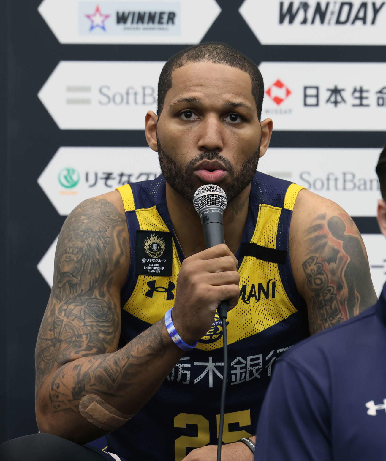 Bリーグ　ファイナル　宇都宮対琉球　前日記者会見に臨んだ宇都宮のニュービル（撮影・山本朝陽）
