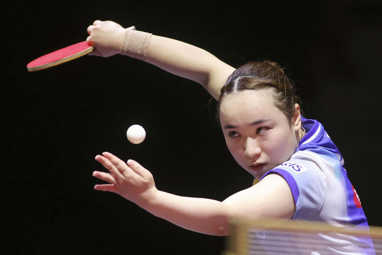 女子シングルス4回戦を突破した伊藤美誠（共同）