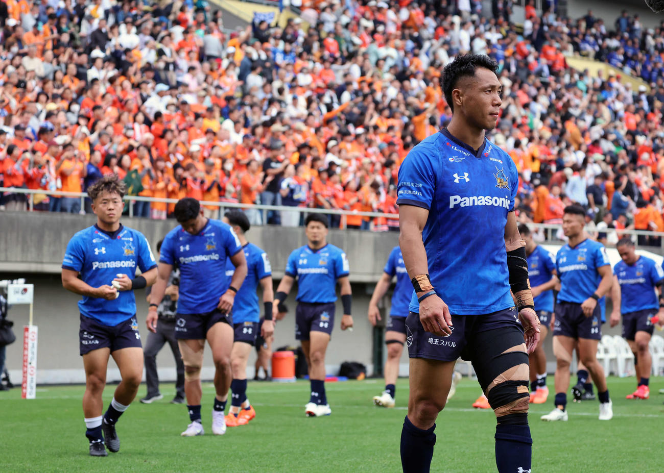 埼玉対東京ベイ　試合に敗れ下を向く埼玉（撮影・山本朝陽）
