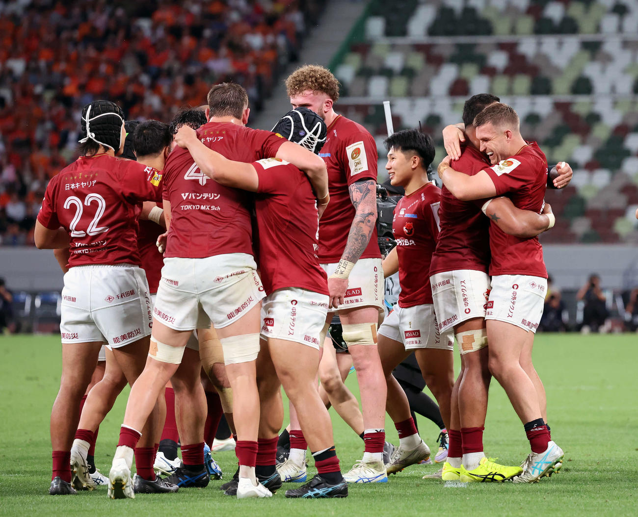 BL東京対東京ベイ　試合に勝利し喜ぶBL東京の選手（撮影・山本朝陽）