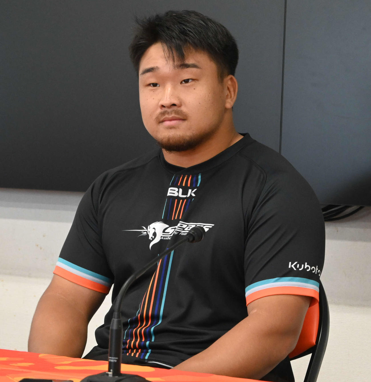 決勝への意気込みを語る東京ベイの紙森（撮影・飯岡大暉）