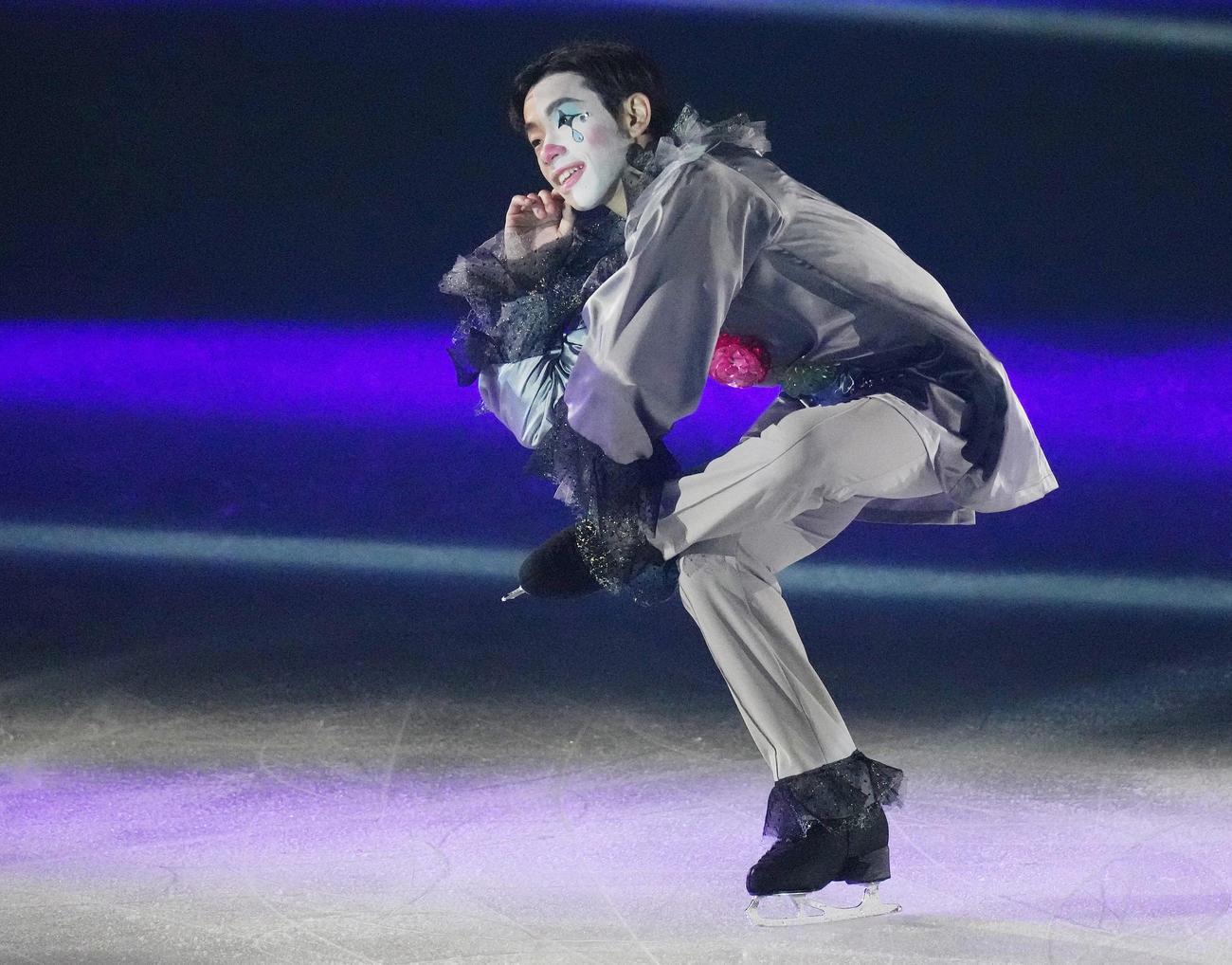 「ファンタジー・オン・アイス2025」で観客を魅了する織田信成さん（撮影・鈴木みどり）