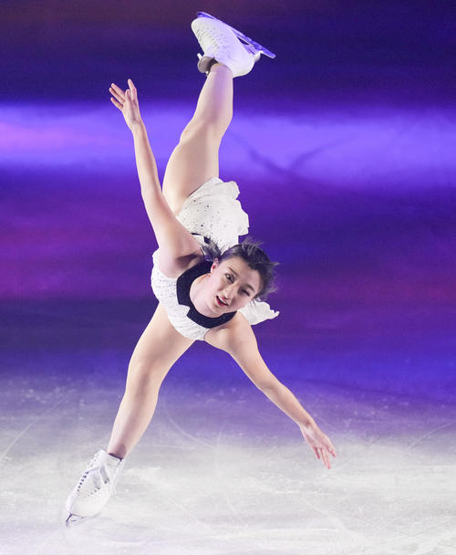 「ファンタジー・オン・アイス2025」で観客を魅了する坂本（撮影・鈴木みどり）