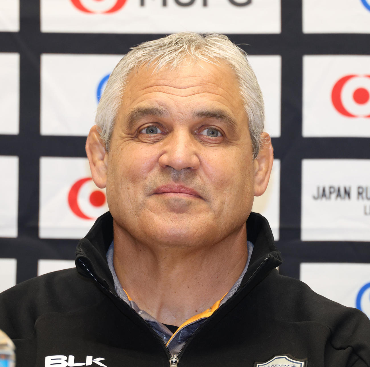 決勝戦の前日会見を行う東京ベイのルディケヘッドコーチ（撮影・中島郁夫）