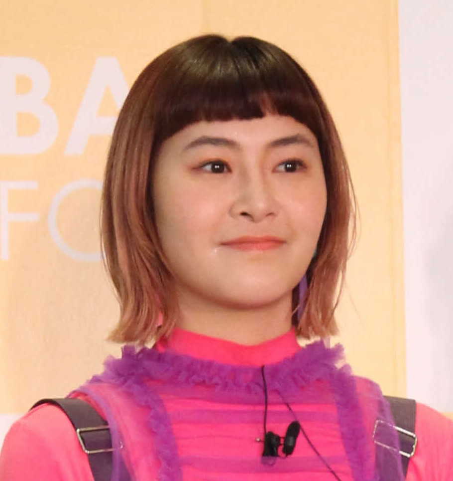 村上佳菜子（2024年4月撮影）