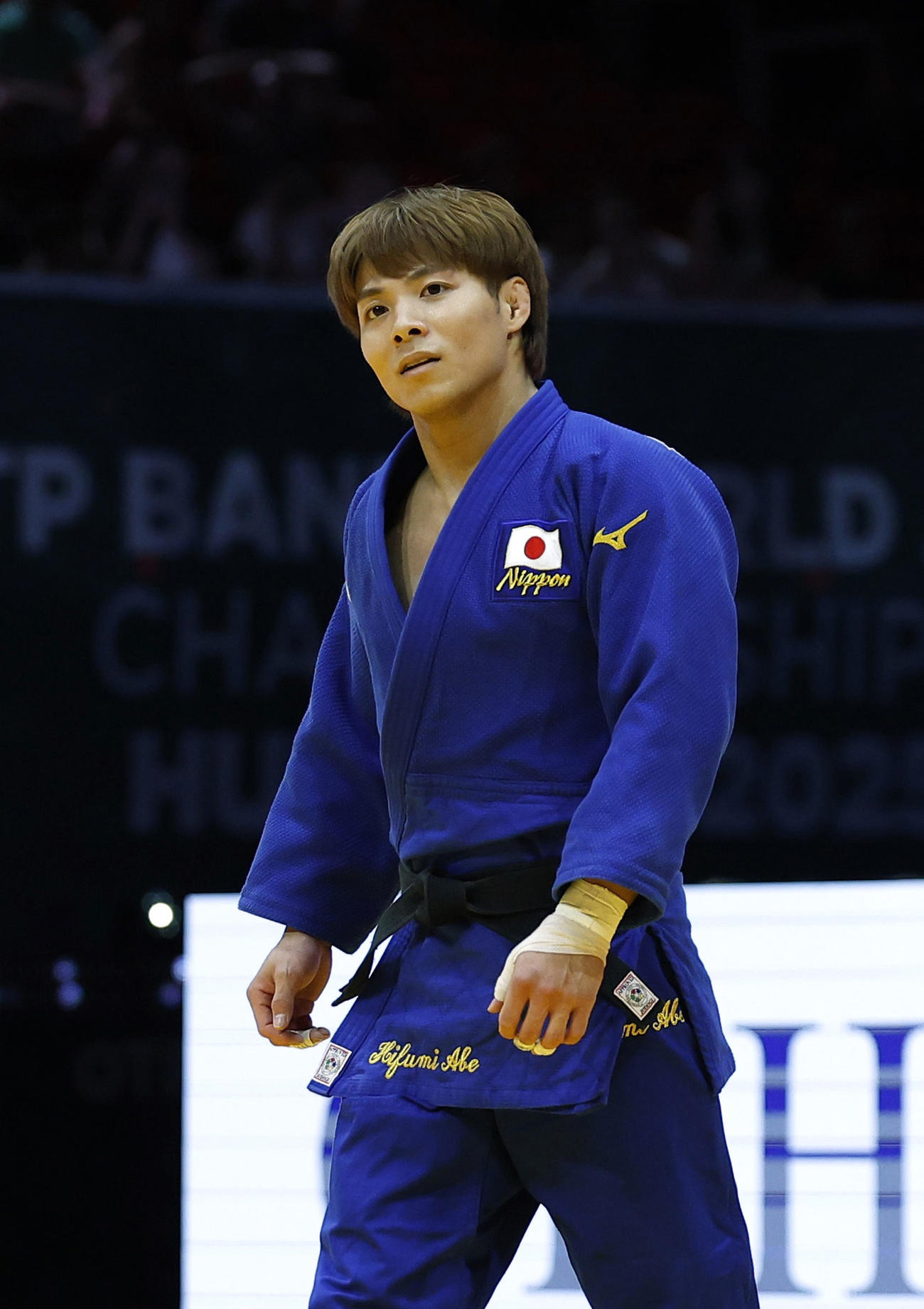 男子66キロ級準々決勝で敗れた阿部一二三（共同）