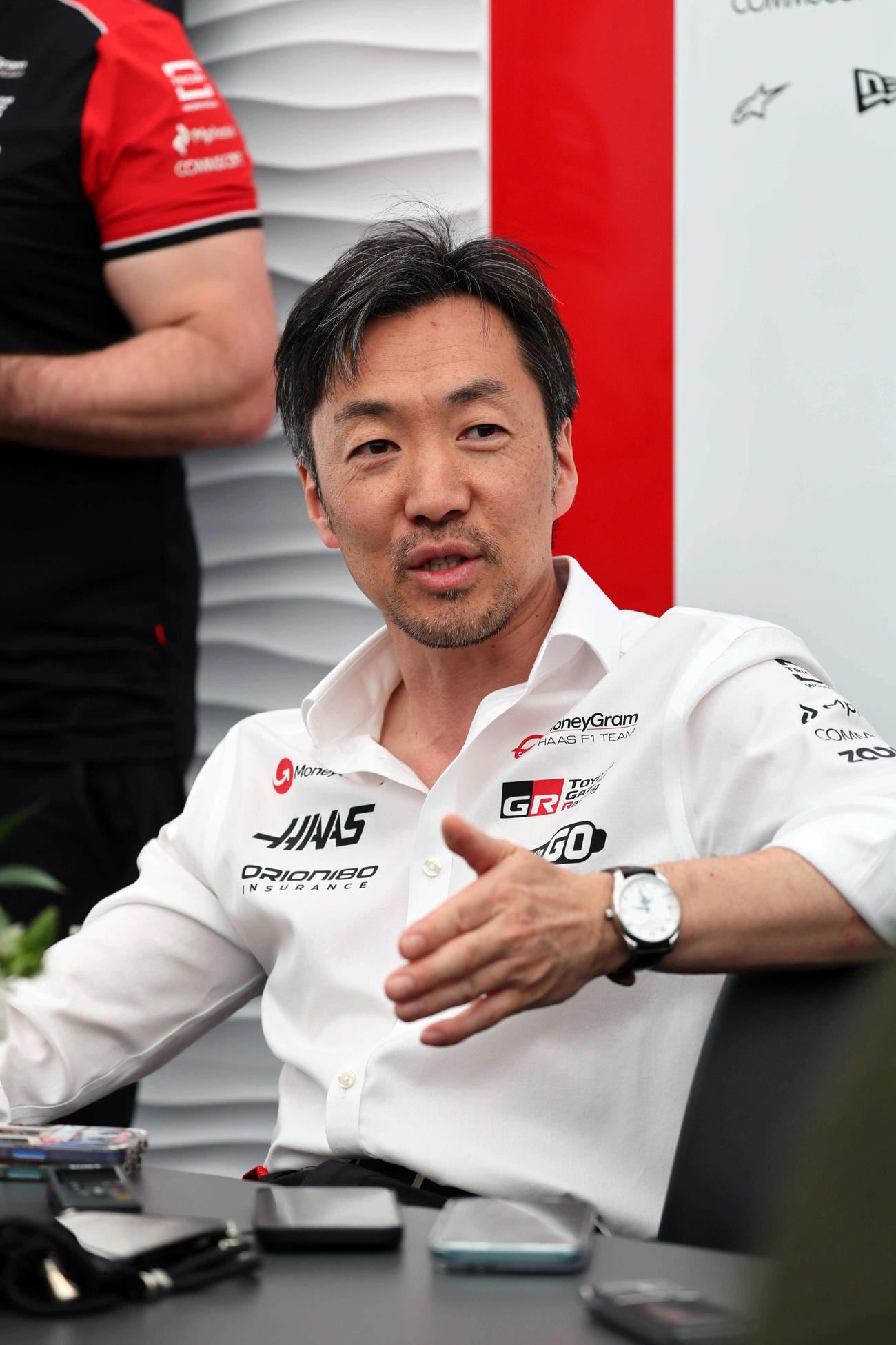ハースF1の小松礼雄代表（2025年4月3日撮影）