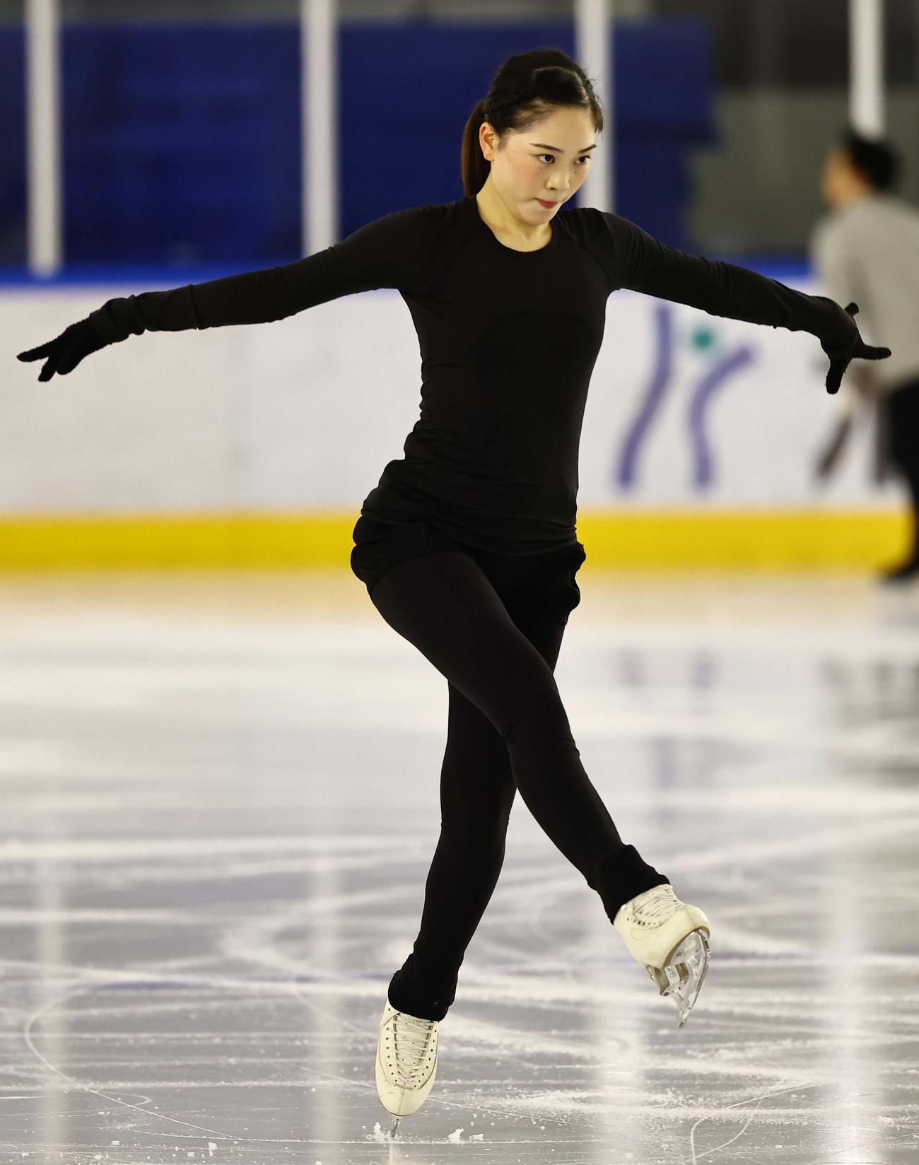 公開練習で調整する吉田陽菜（撮影・上田博志）