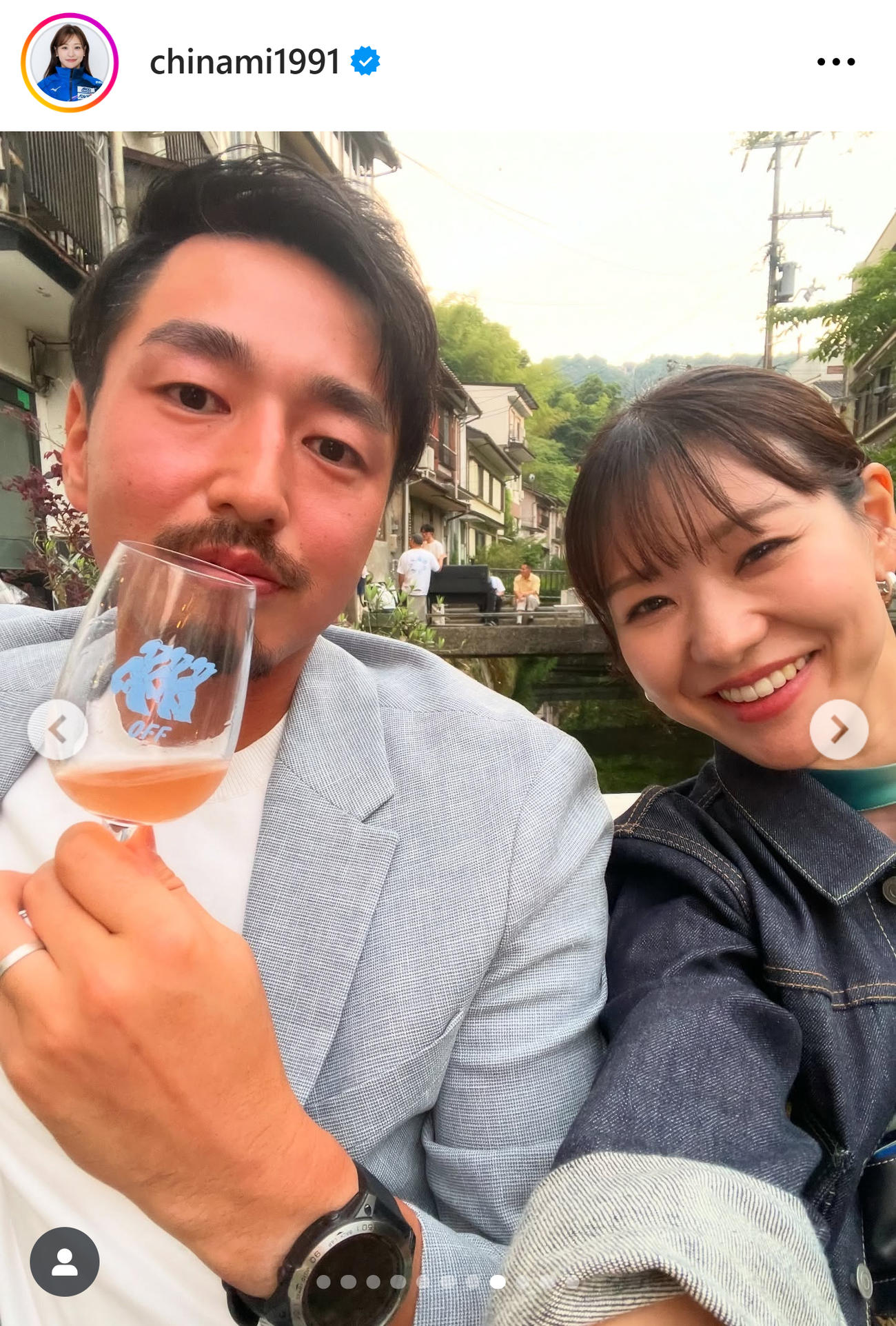 夫の河野恭介氏とツーショット（吉田知那美のインスタグラムから）