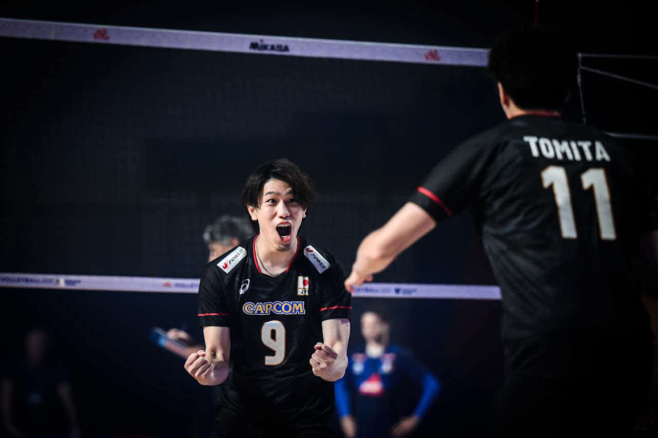 得点を喜ぶ大宅（C）FIVB　　　　　　　　　　　　　　　　　　　　
