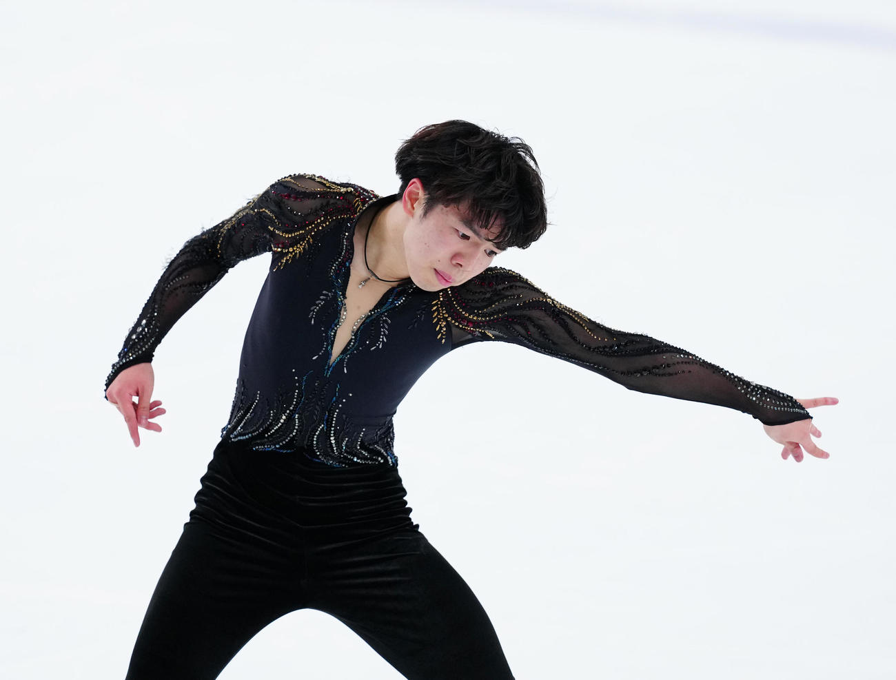 「ドリーム・オン・アイス2025」で演技する佐藤（撮影・江口和貴）