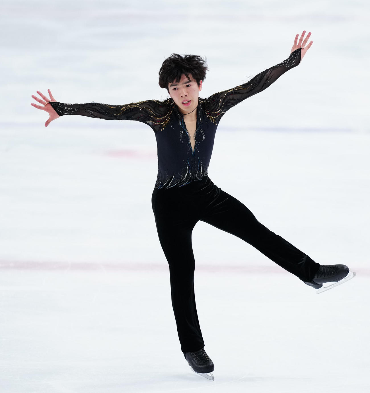 「ドリーム・オン・アイス2025」で演技する佐藤（撮影・江口和貴）