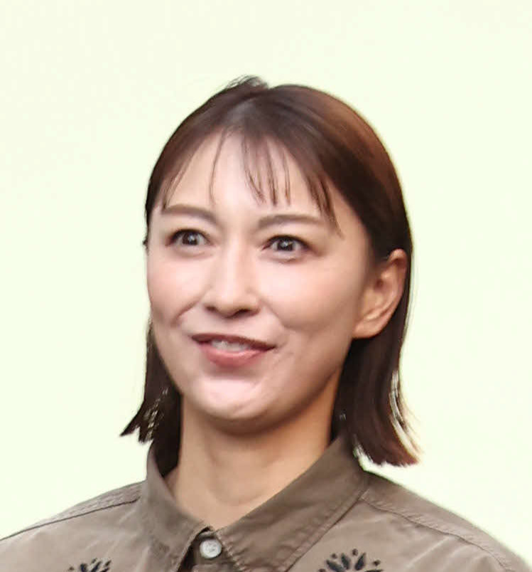 御堂筋ランウェイでモデルとして登場する小椋久美子（撮影・西尾就之）
