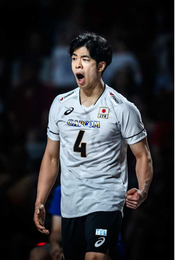 得点を喜ぶ宮浦（C）FIVB　　　　　　　　　　　　　　　　　　　　