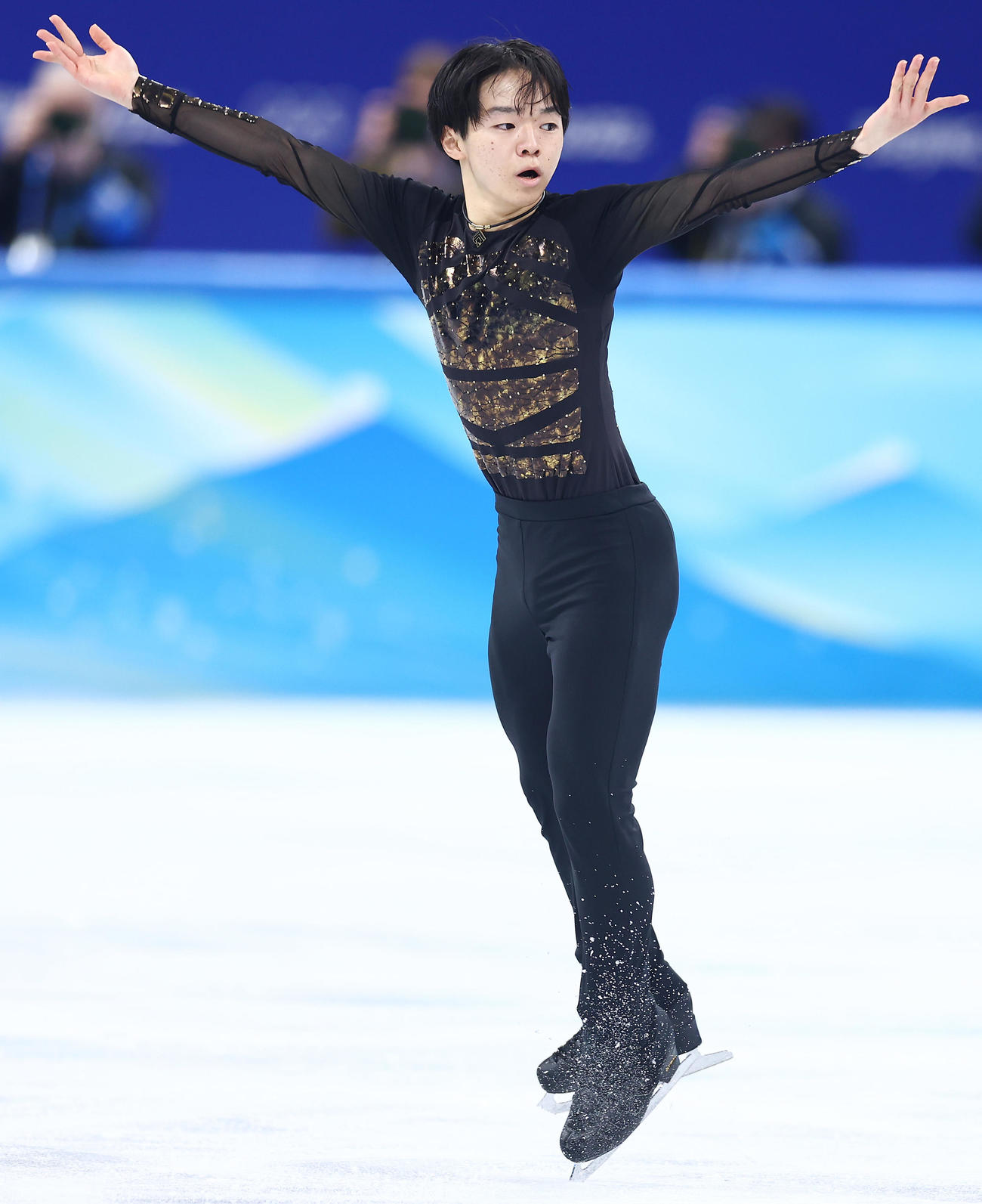 北京五輪で演技する鍵山優真（2022年2月10日撮影）