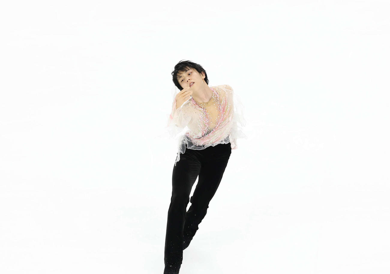 「The First Skate」で演技を見せる羽生（撮影・増田悦実）