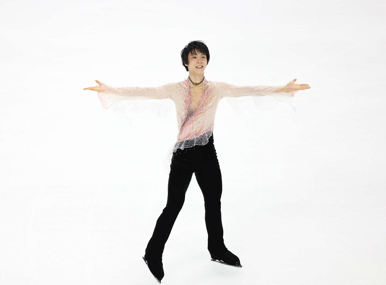 「The First Skate」　演技後、笑顔を見せる羽生（撮影・増田悦実）