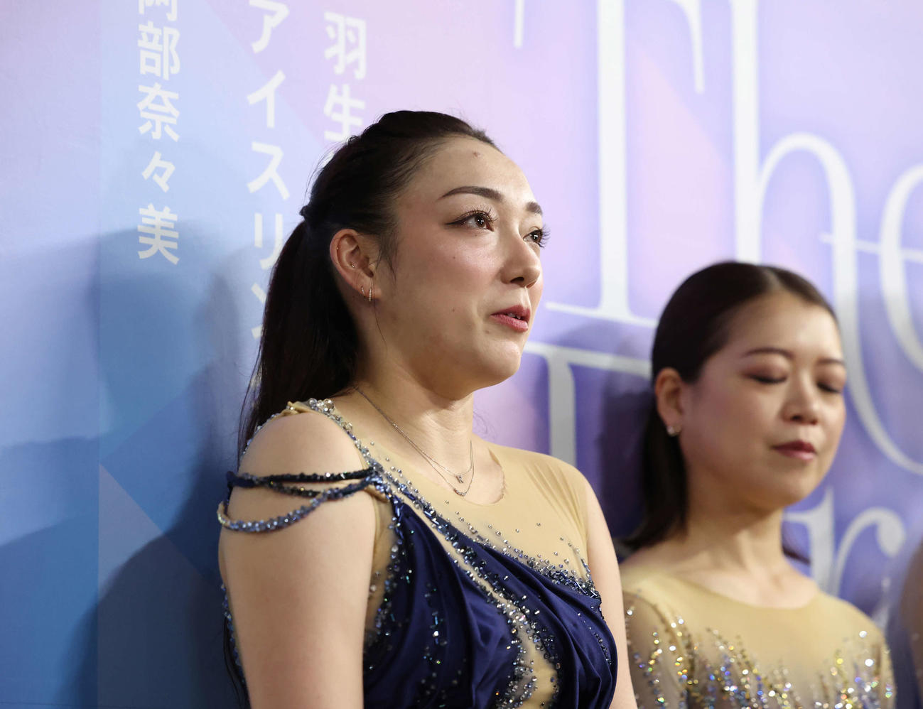 「The First Skate」　囲み取材で話をする本郷（撮影・増田悦実）