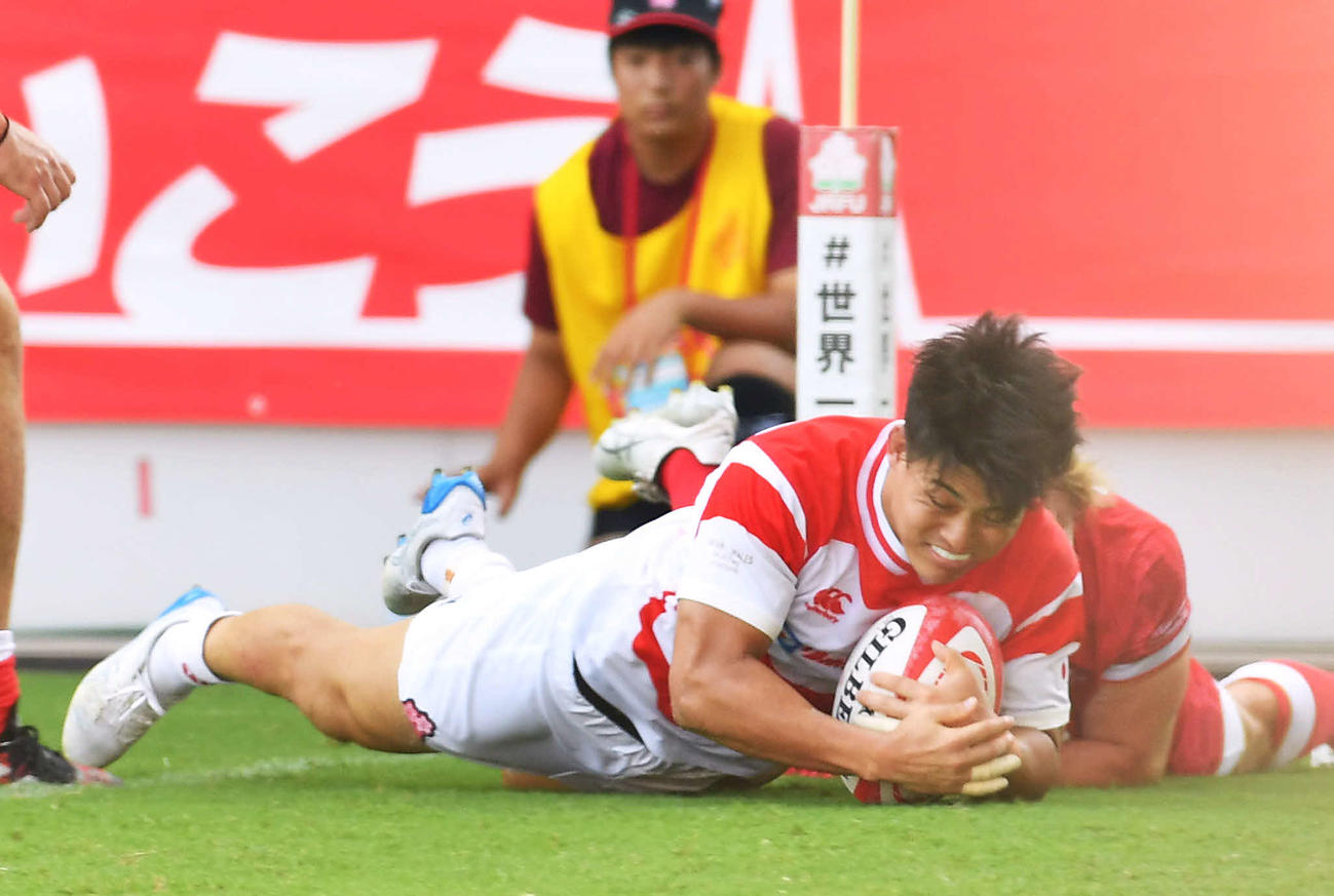日本対ウェールズ　後半、トライを決める日本代表FB中楠一期（撮影・岩下翔太）