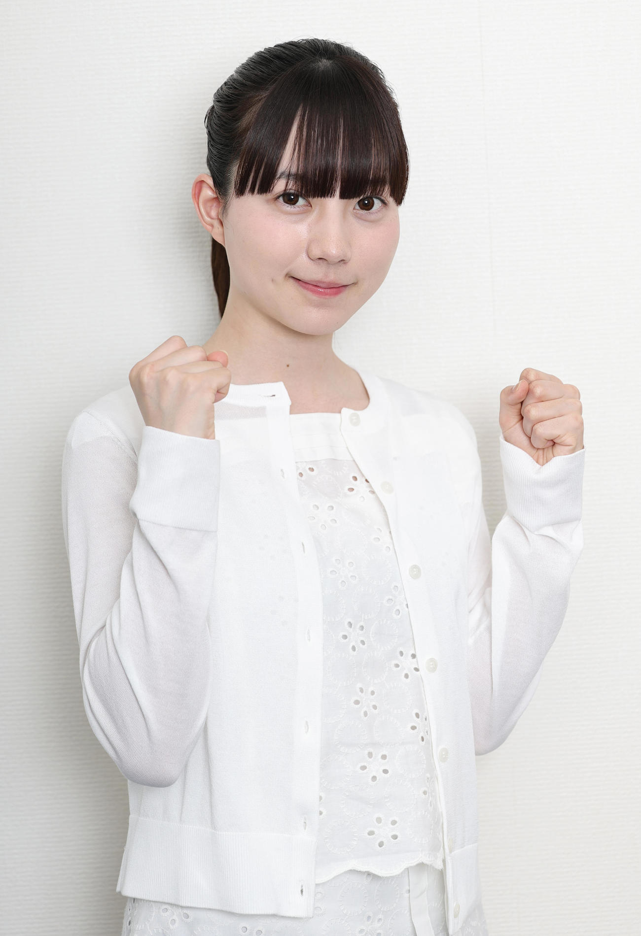 卓球のTリーグ開幕をPRする卓球天使こと菊池日菜さん（撮影・野上伸悟）