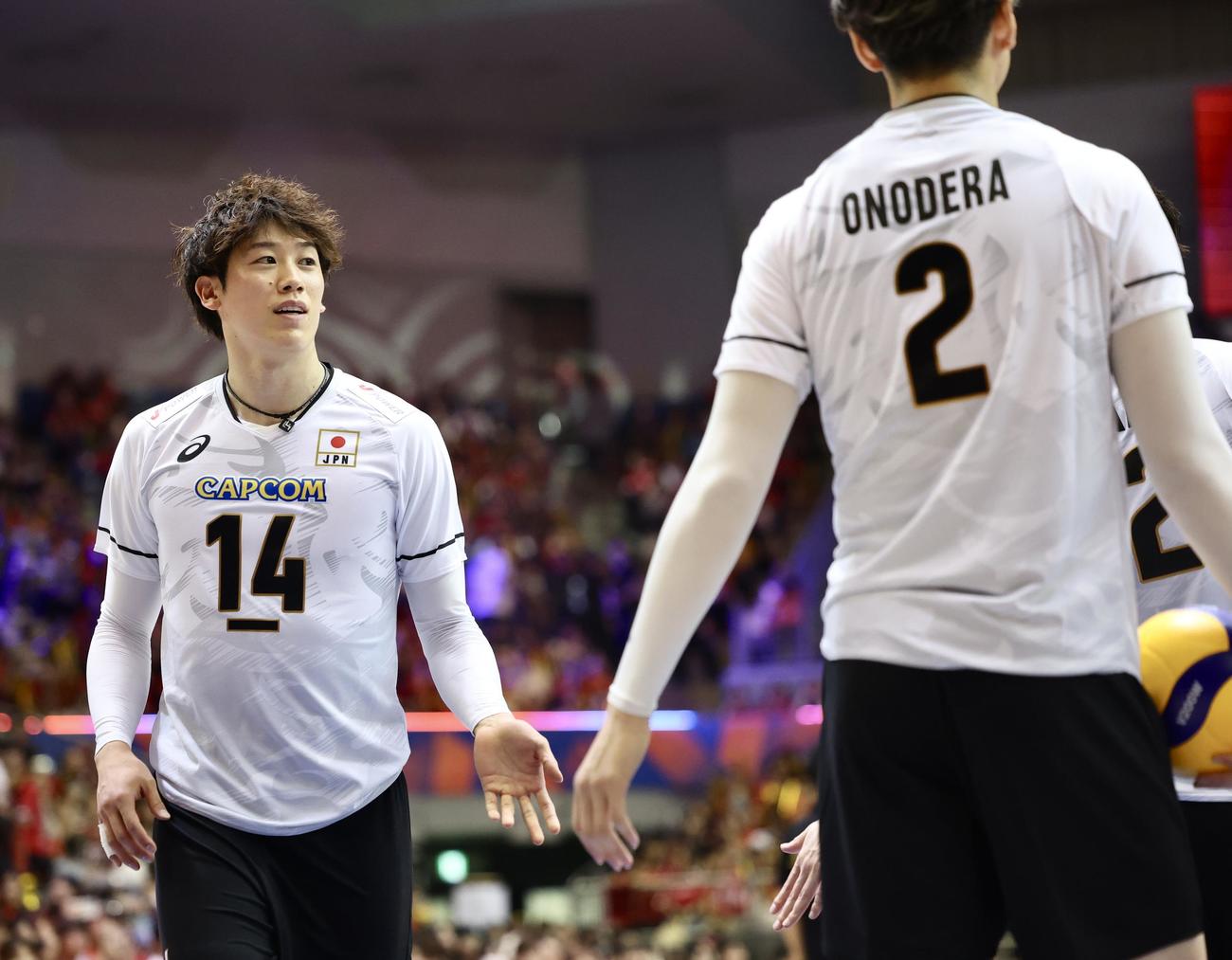 日本対アルゼンチン　試合前、練習に臨む石川（撮影・河田真司）