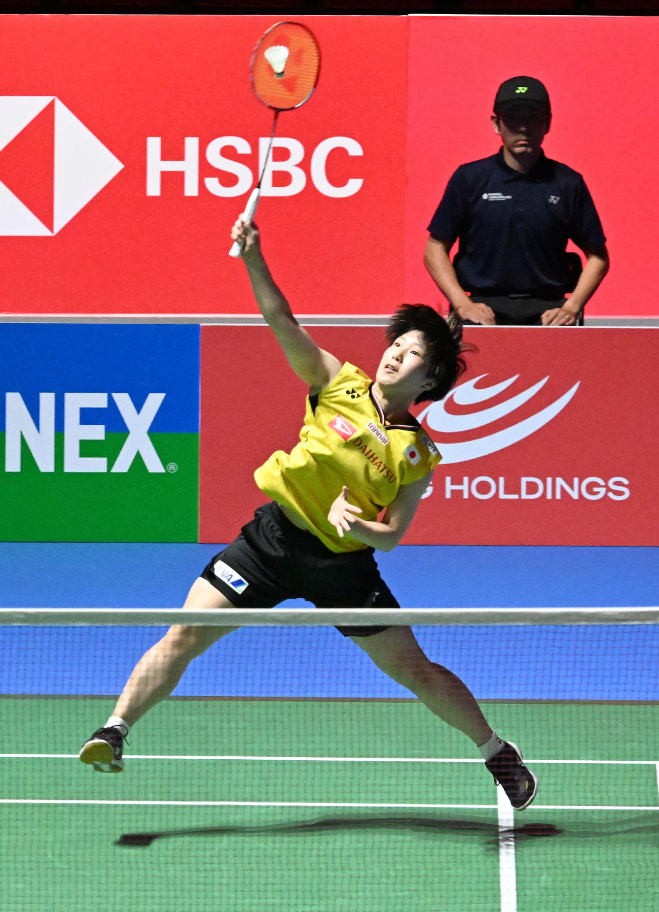 女子シングルス準決勝でプレーする山口茜（撮影・千葉一成）