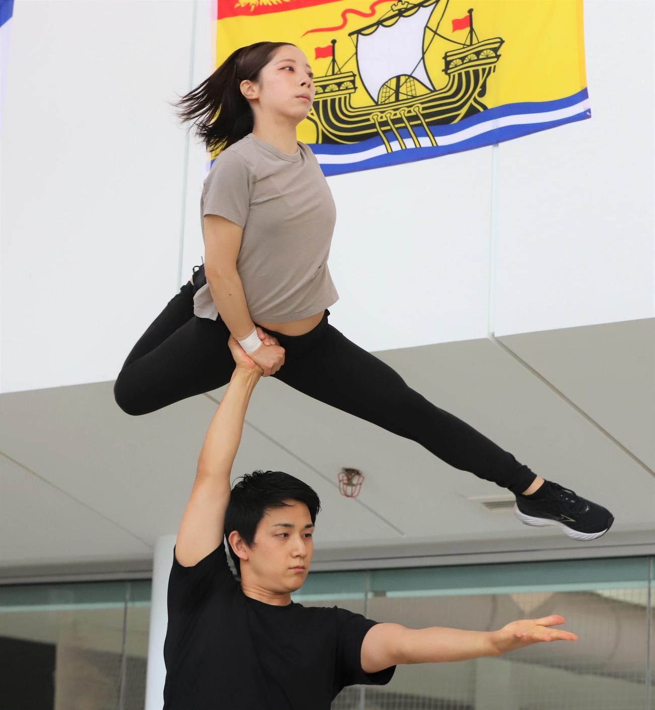 拠点のカナダ・オークビルで練習に励む三浦（上）木原組（撮影・藤塚大輔）