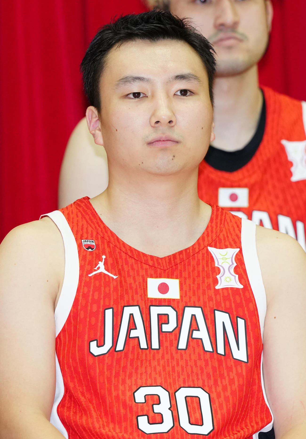 会見に臨むバスケットボール男子日本代表の富永（撮影・江口和貴）