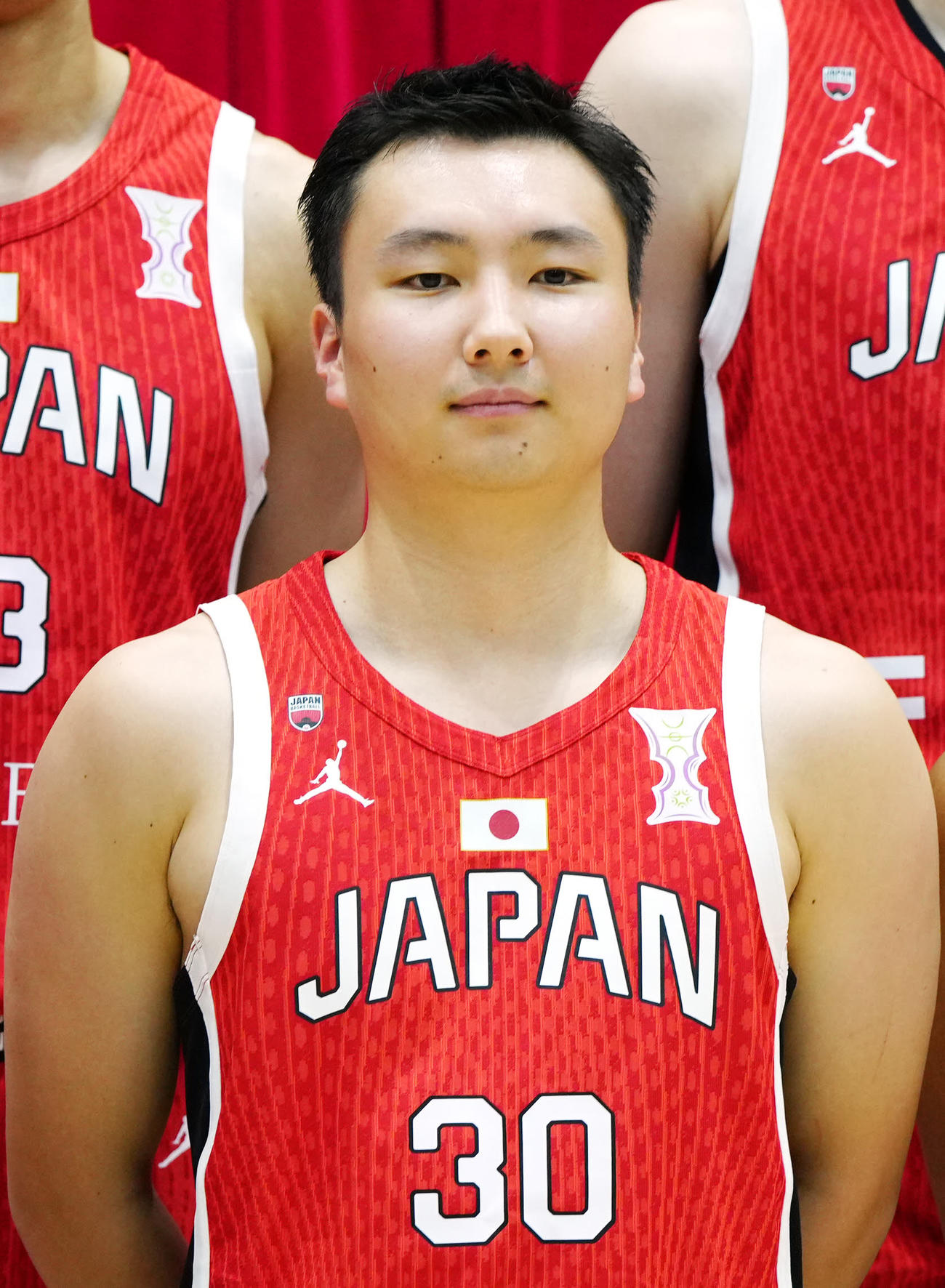 会見に臨むバスケットボール男子日本代表の富永（撮影・江口和貴）