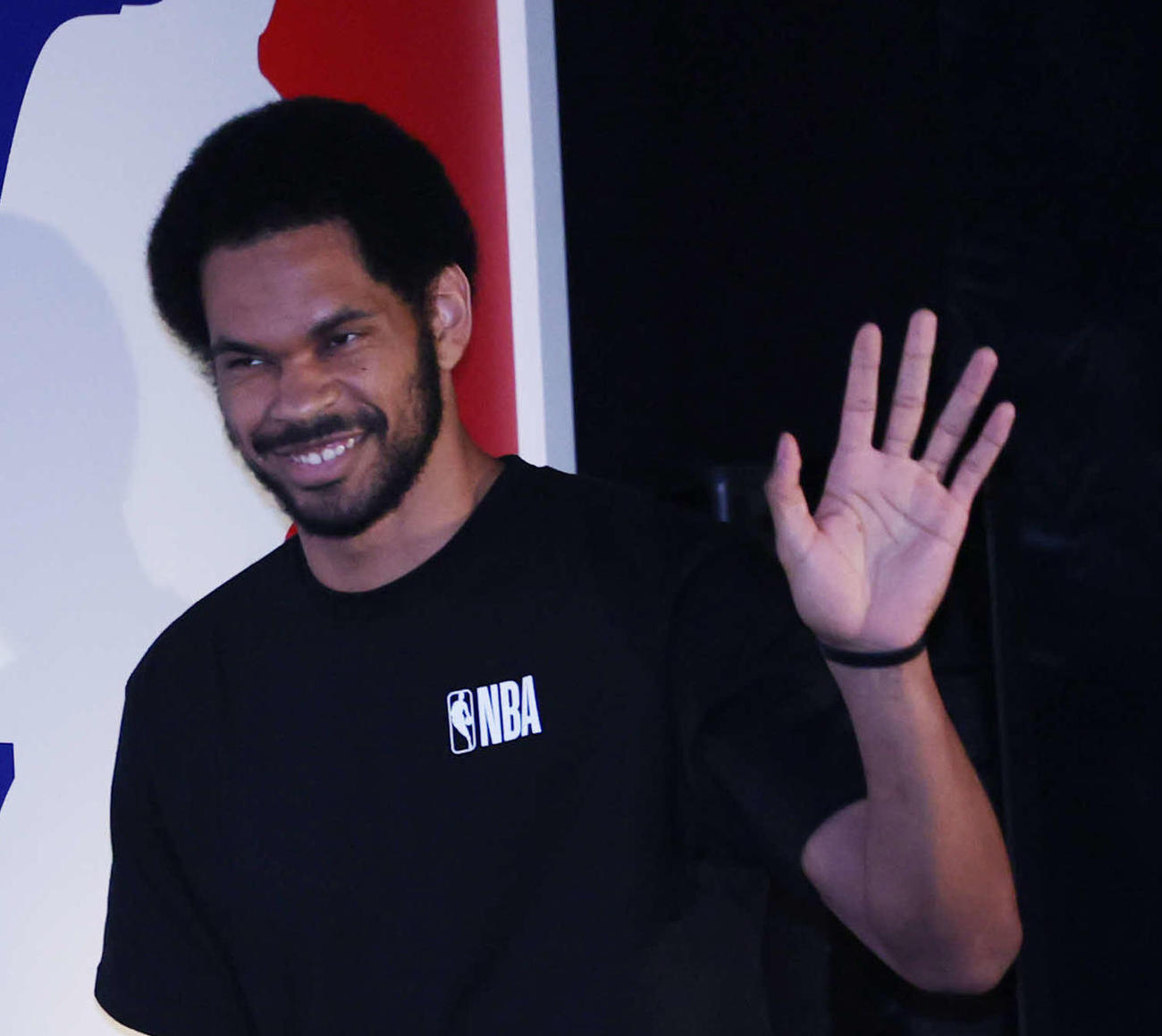 2025 NBAファイナルパブリックビューイングin東京に登壇したキャバリアーズのジャレット・アレン（2025年6月12日撮影）