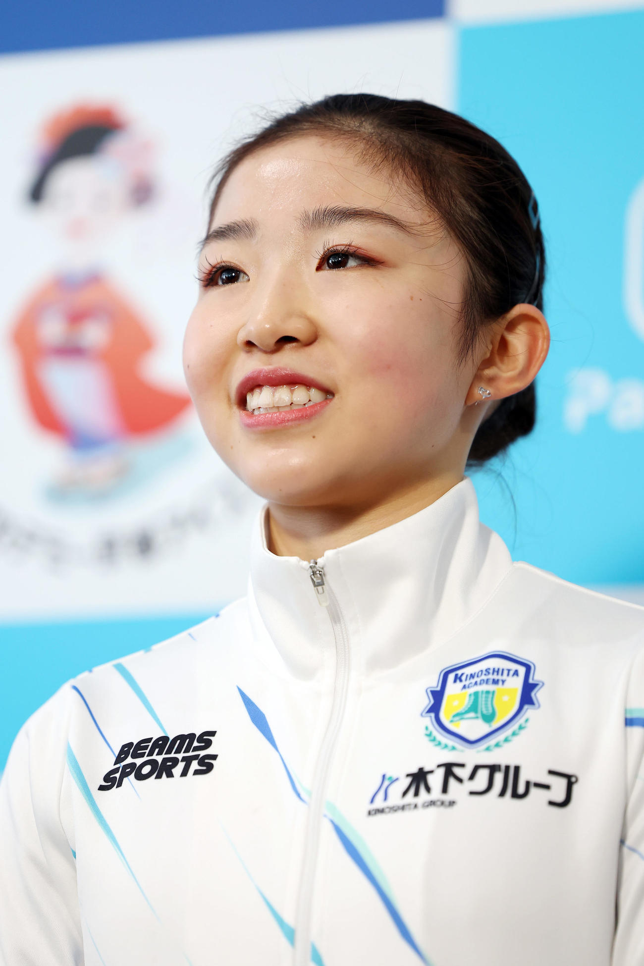 練習後、取材に応じる千葉（撮影・前田充）