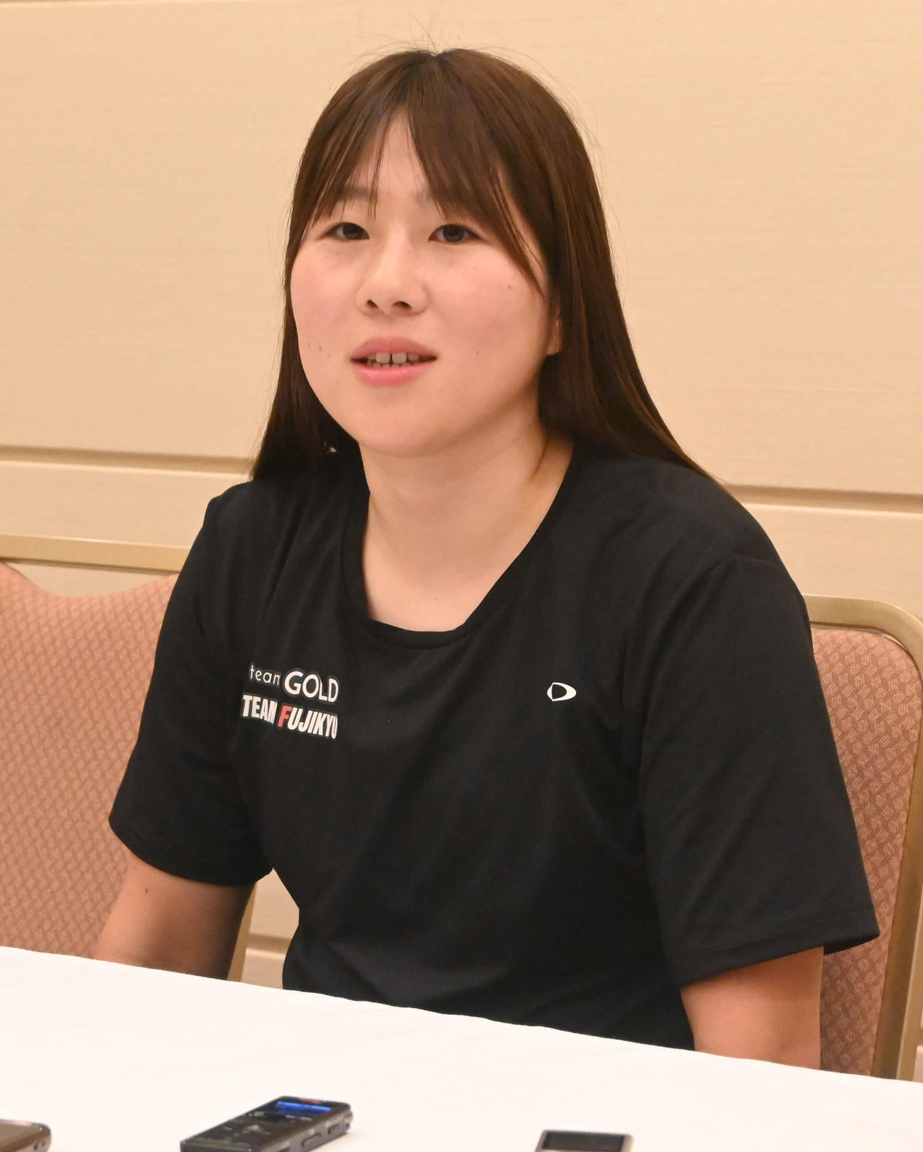 取材に応じる堀川桃香（撮影・飯岡大暉）