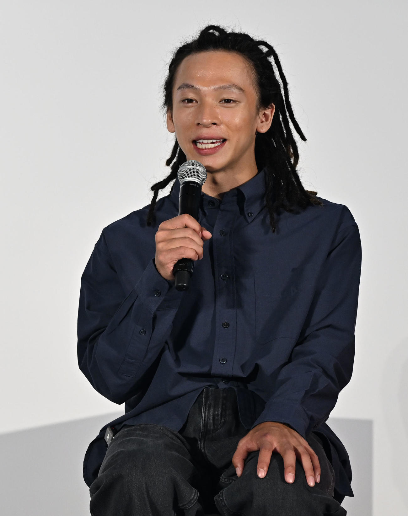 スケートボード体験教室後のトークイベントで参加した子どもたちの質問に答える平野歩夢（撮影・千葉一成）