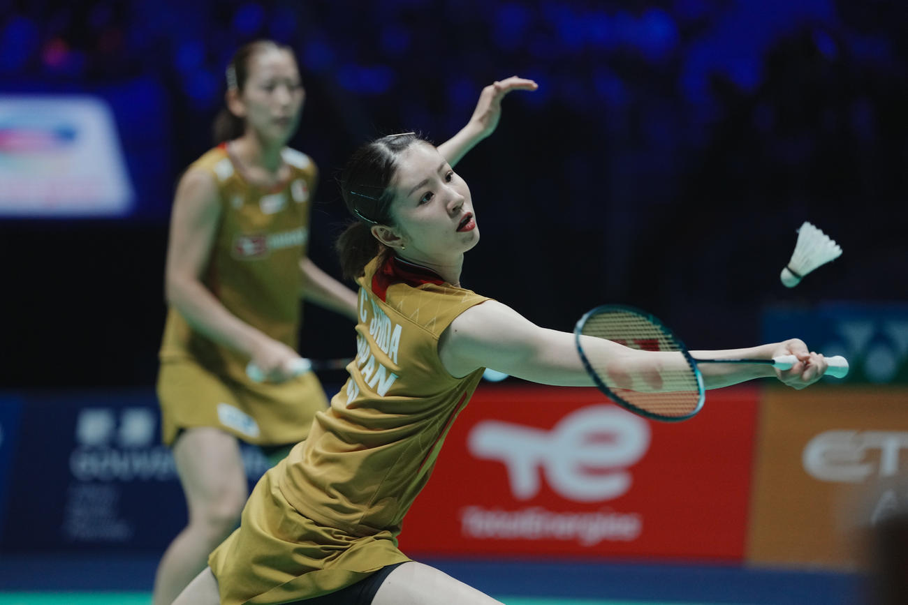 世界選手権女子ダブルスで銅メダルを獲得した志田千陽（手前）、松山奈未組（提供：日本バドミントン協会）