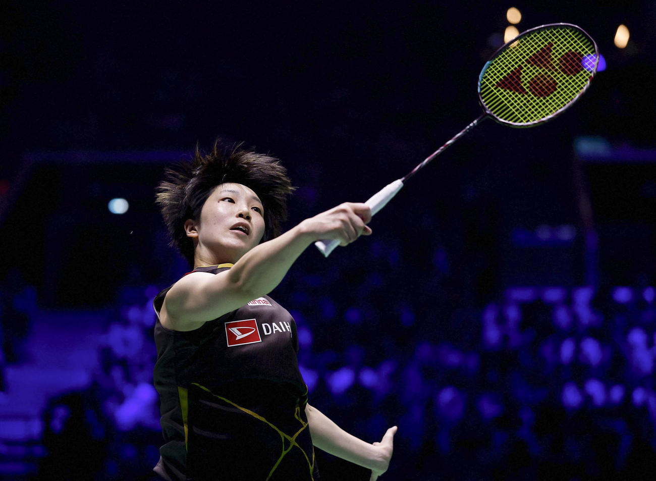 女子シングルス決勝　中国選手と対戦する山口茜＝パリ（ロイター＝共同）
