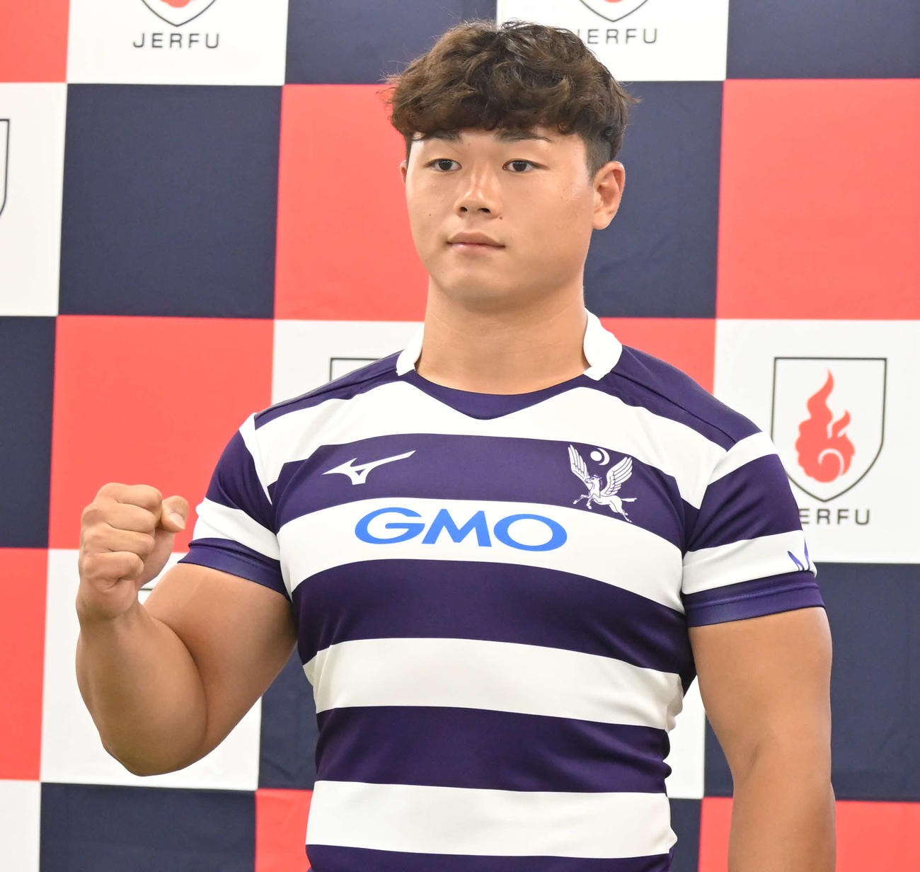 関東大学ラグビー対抗戦の共同会見に出席した明大の平翔太主将（撮影・飯岡大暉）